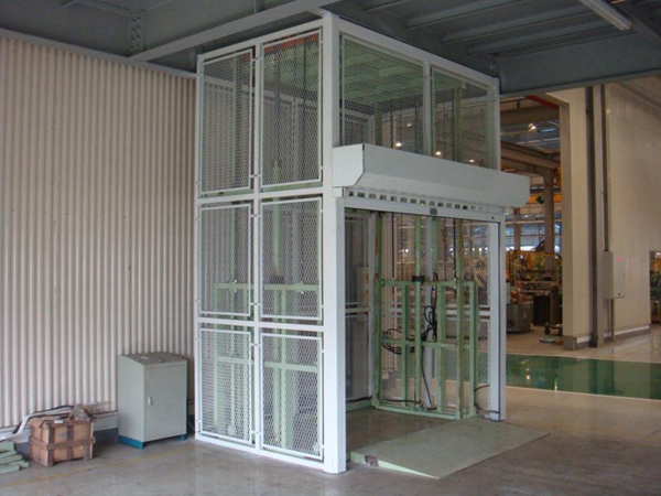 導軌式液壓升降機 導軌式液壓升降機的幾點優勢